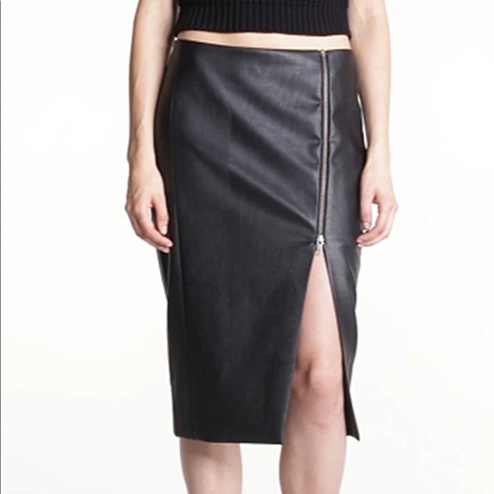 Slit Front Faux Leather Pencil Skirt
TILDON